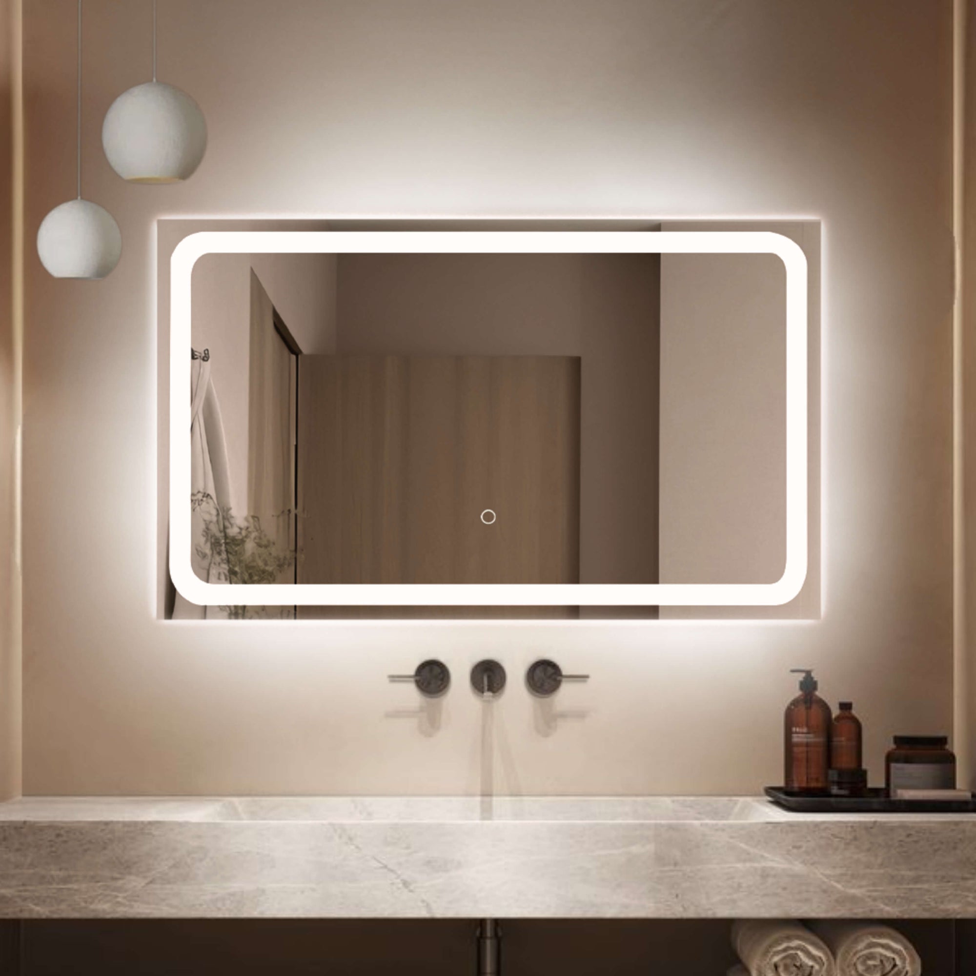 Verlichte badkamerspiegel voor minimalistische interieurs